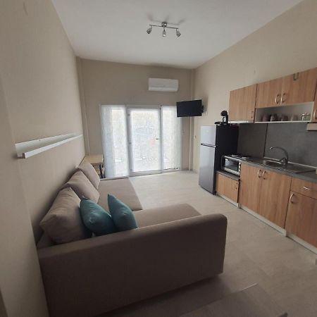 New Apartment ,50M From The Sea At Nea Irakleia. Bagian luar foto