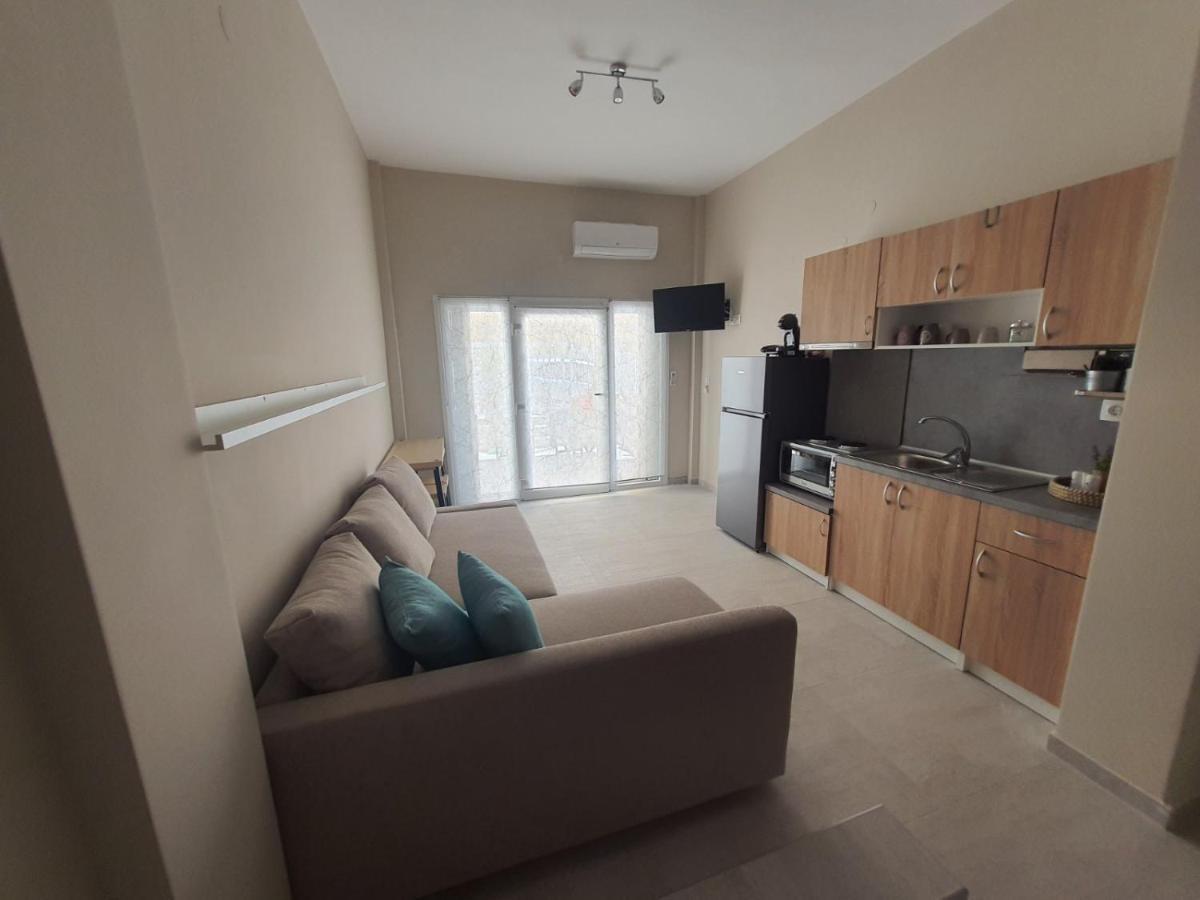 New Apartment ,50M From The Sea At Nea Irakleia. Bagian luar foto